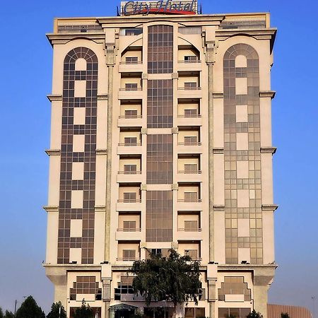 City Hotel Рас ал Хайм Екстериор снимка