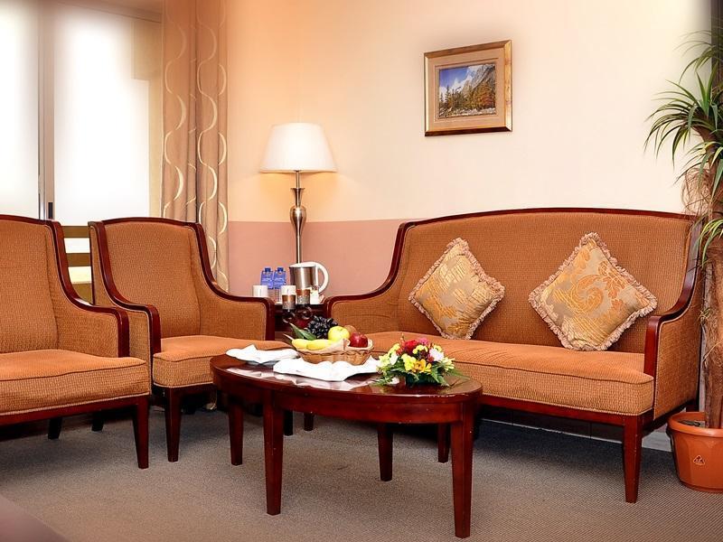 City Hotel Рас ал Хайм Екстериор снимка