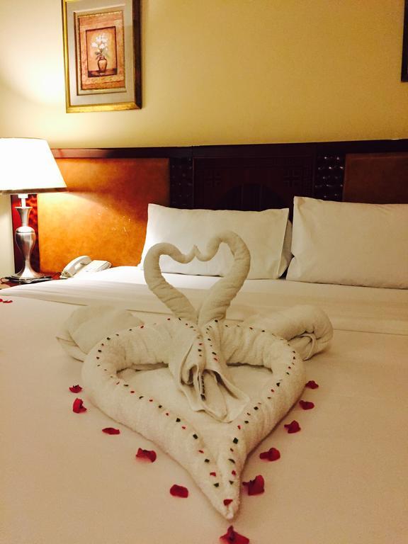 City Hotel Рас ал Хайм Екстериор снимка